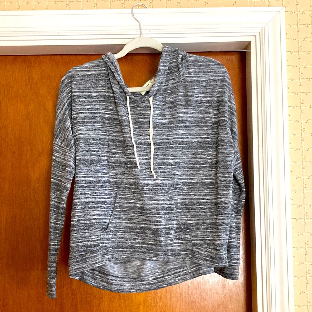 Ginger G size medium. Mostly polyester/spandex